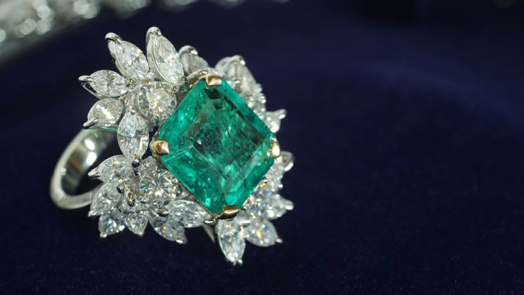 Emerald Infinity Ring