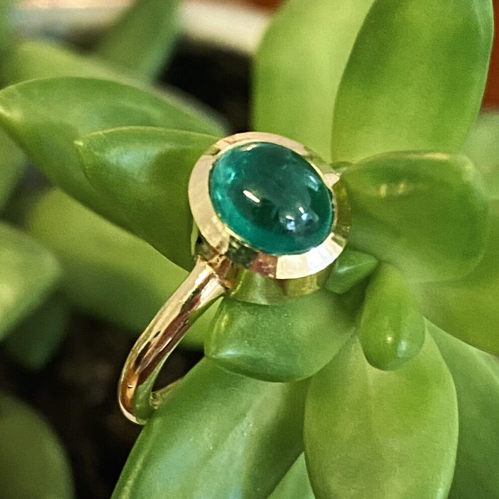 Cabochon Colombian Emerald Ring
