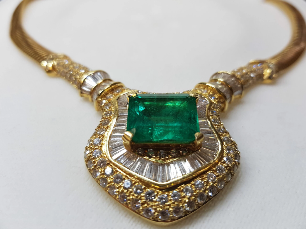 ‘Enchantress’ Emerald Necklace