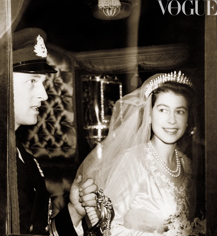 Vogue cover from 1947, where you can see the brilliant tiara that Elizabeth wore for her wedding