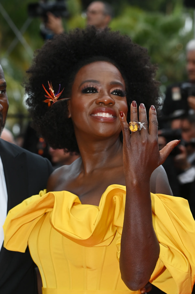 Viola Davis, wearing a yellow Diamond ring